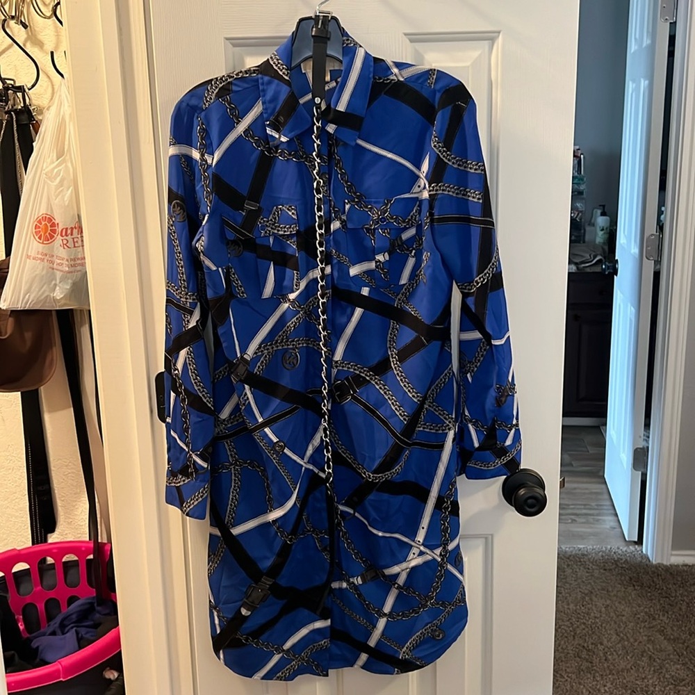 Michael Kors blue / black dress size small. I will steam it before delivery
